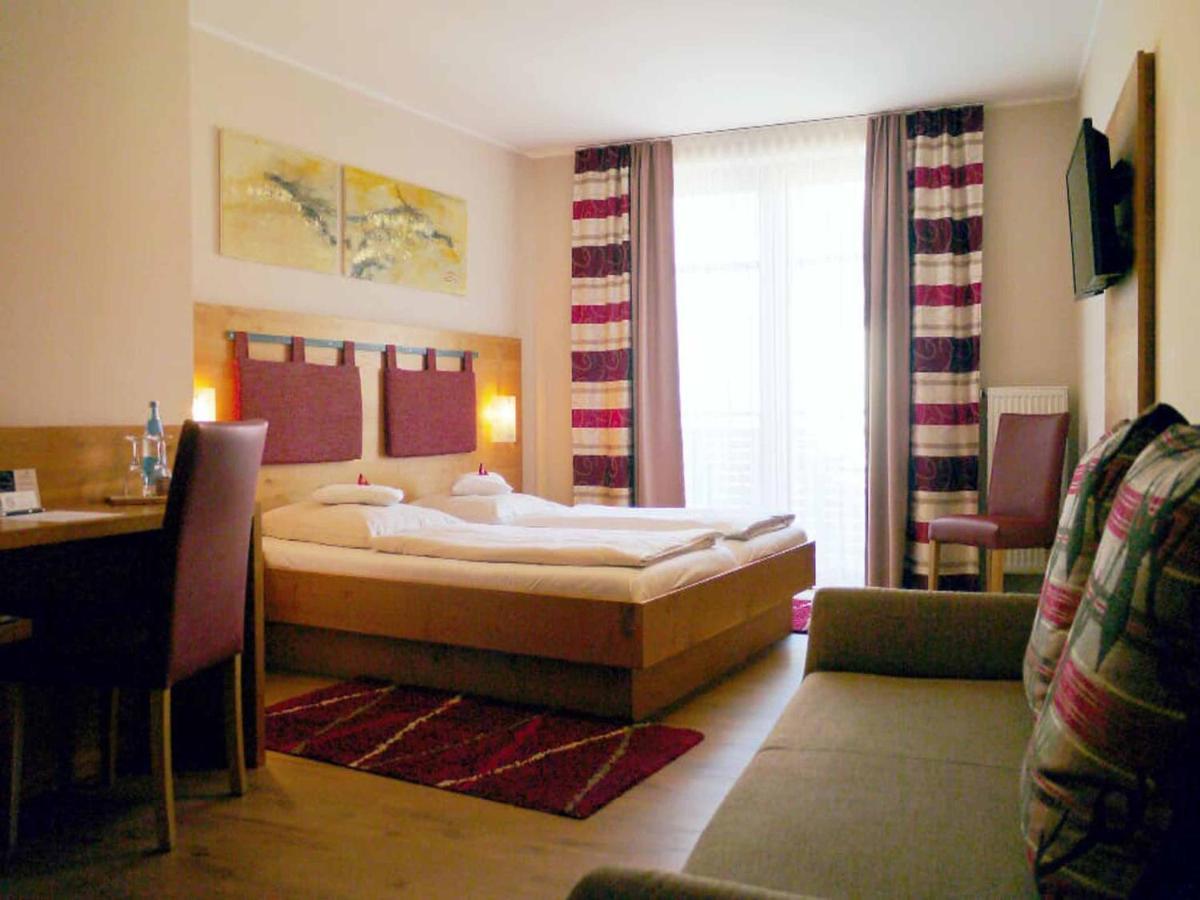 Da'Sporrer Hotel & Wirtshaus Neunburg vorm Wald Zewnętrze zdjęcie