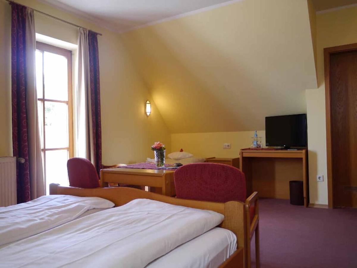 Da'Sporrer Hotel & Wirtshaus Neunburg vorm Wald Zewnętrze zdjęcie